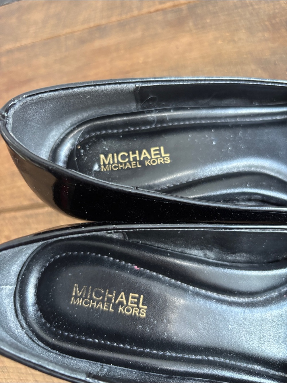 MICHAEL Michael Kors Black Patent Leather Low Block Heel Pumps - Picture 6 of 6